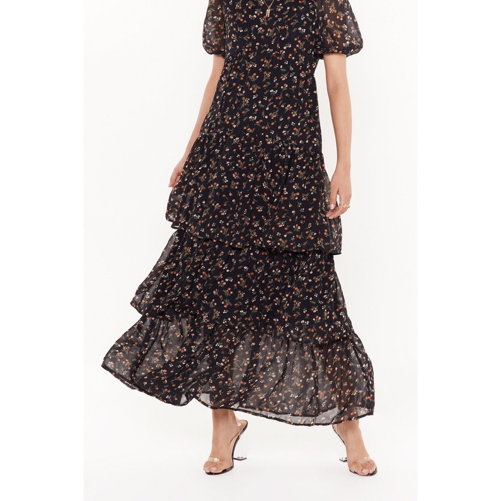 NWT Nasty Gal floral short sleeved long maxi dress